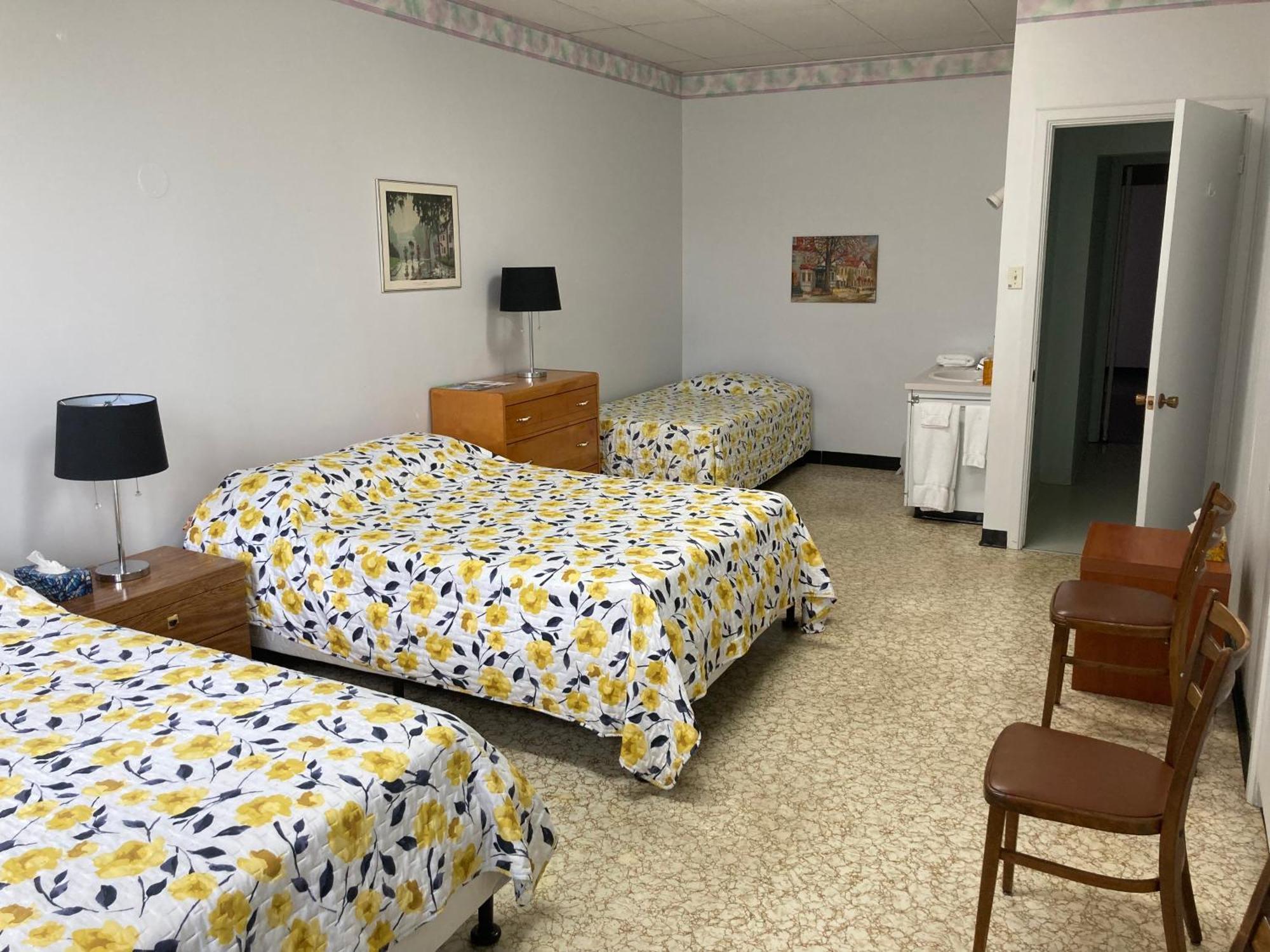 Le Couvent Daire Sainte Anne-des-Chênes Dış mekan fotoğraf